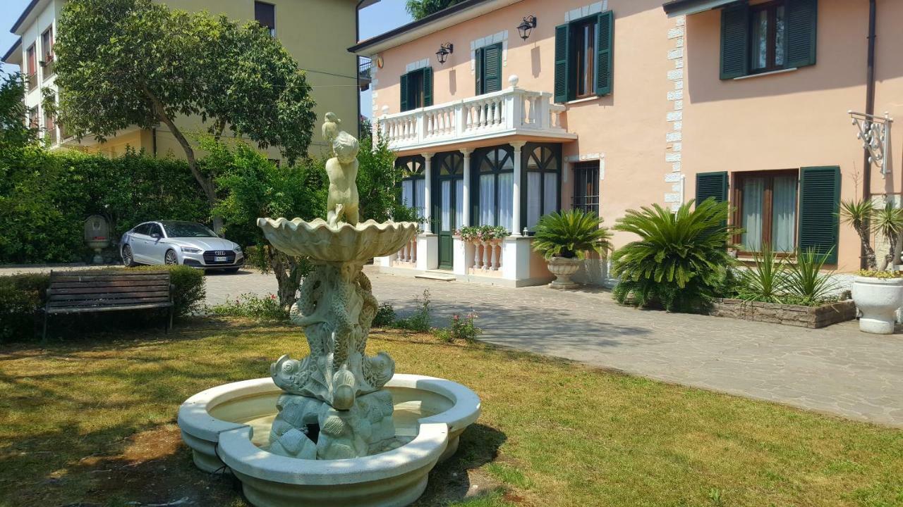 B&B Villa Fiorini Moniga del Garda Exteriör bild